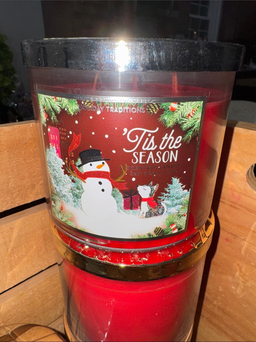 Bath and body works Tis the Season Red Holiday Scented Candle